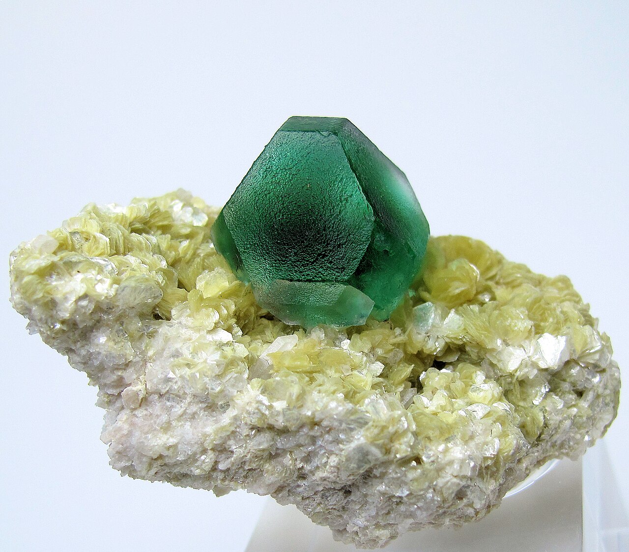 Fluorite crystal specimen