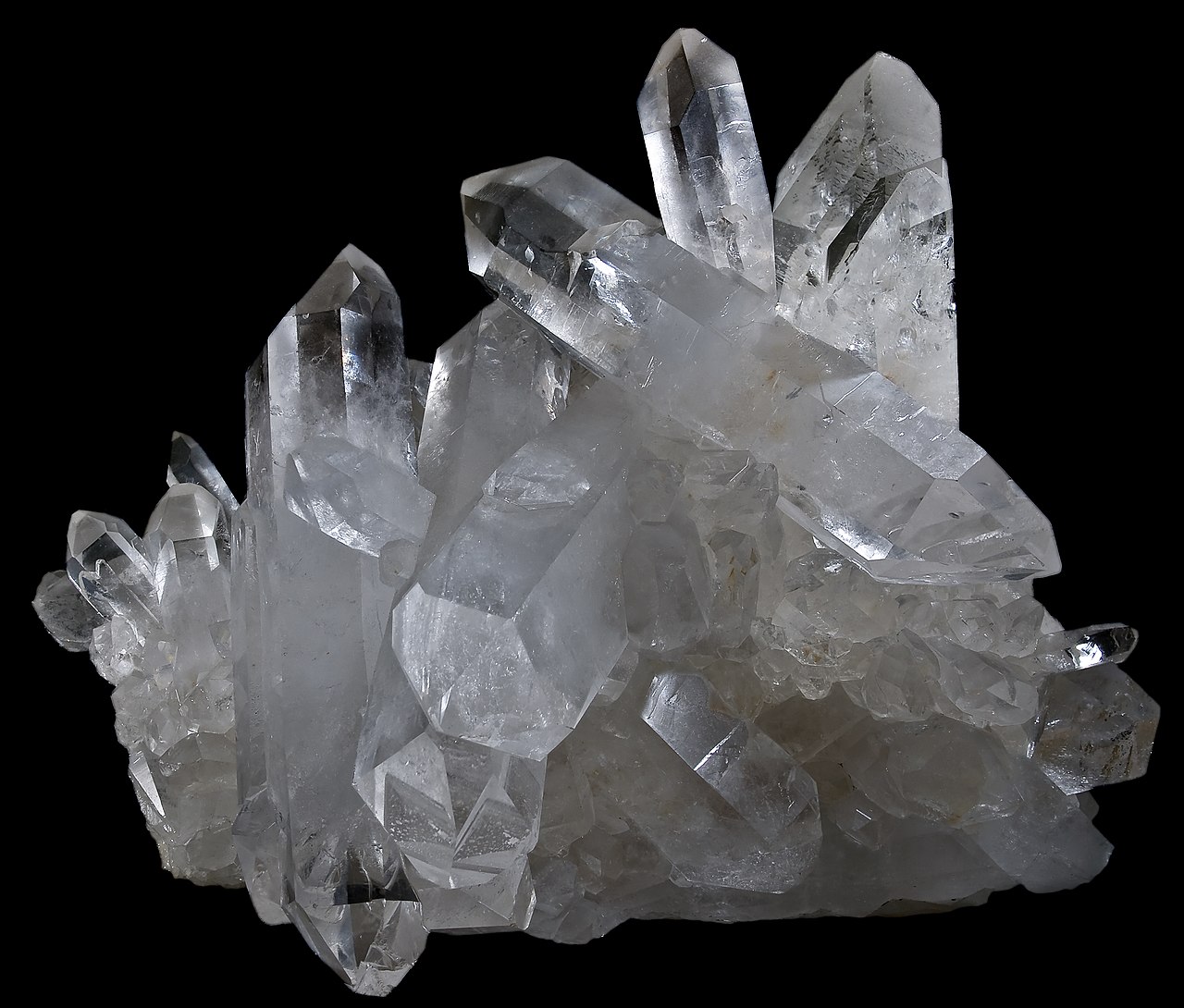 Quartz crystal specimen